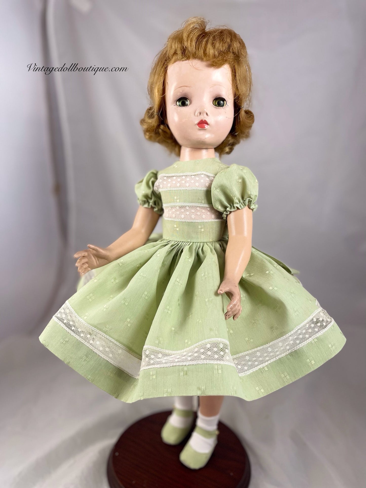 dress, bloomers, socks and shoes for 17/18 Madame Alexander doll