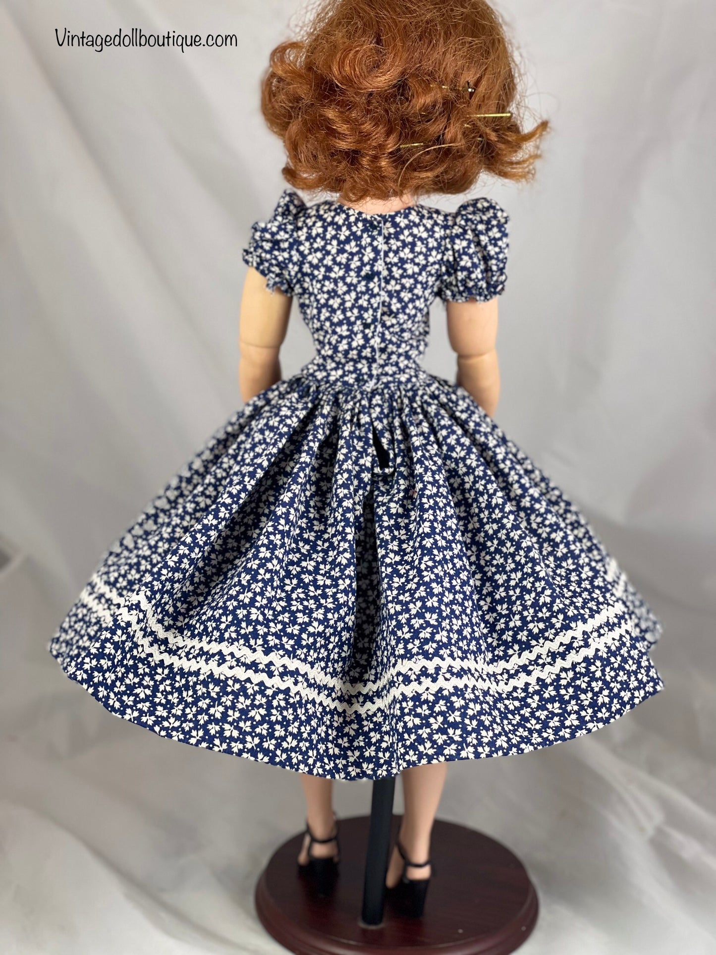 dress for 21” Cissy