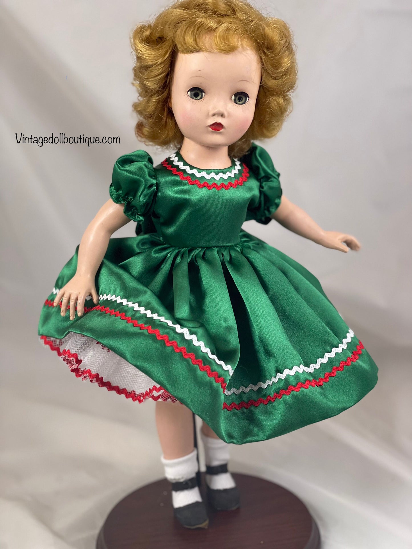 Christmas dress and panties for 14/15” Madame Alexander doll