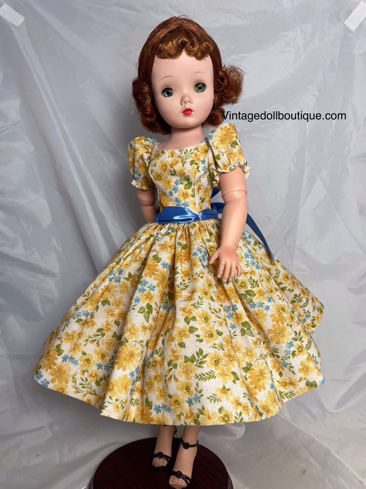Dress for 21” Cissy