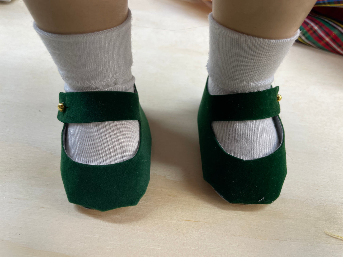Green velvet shoes 24” doll