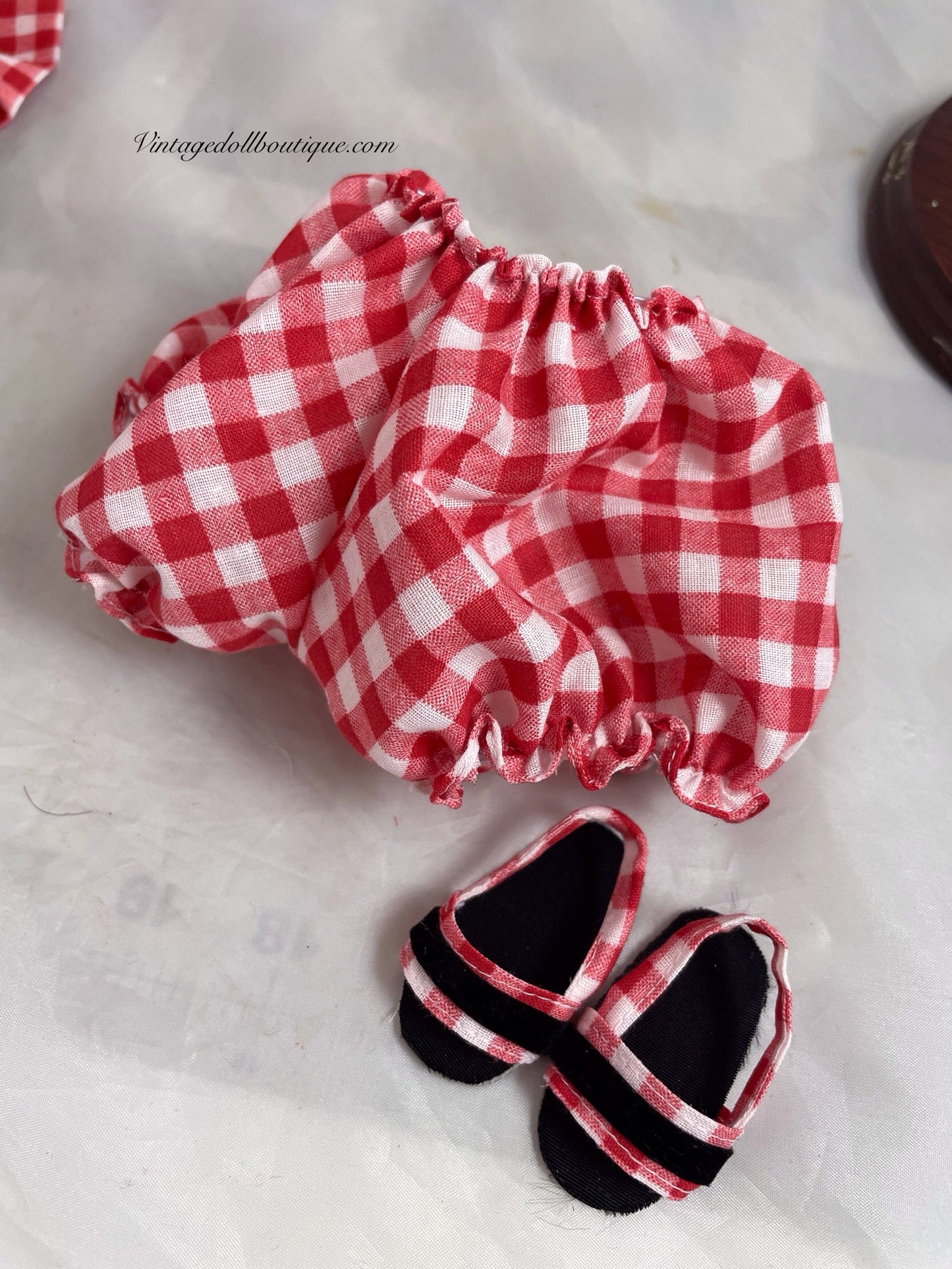 dress, bloomers, hat, socks and shoes for 17/18 Madame Alexander doll