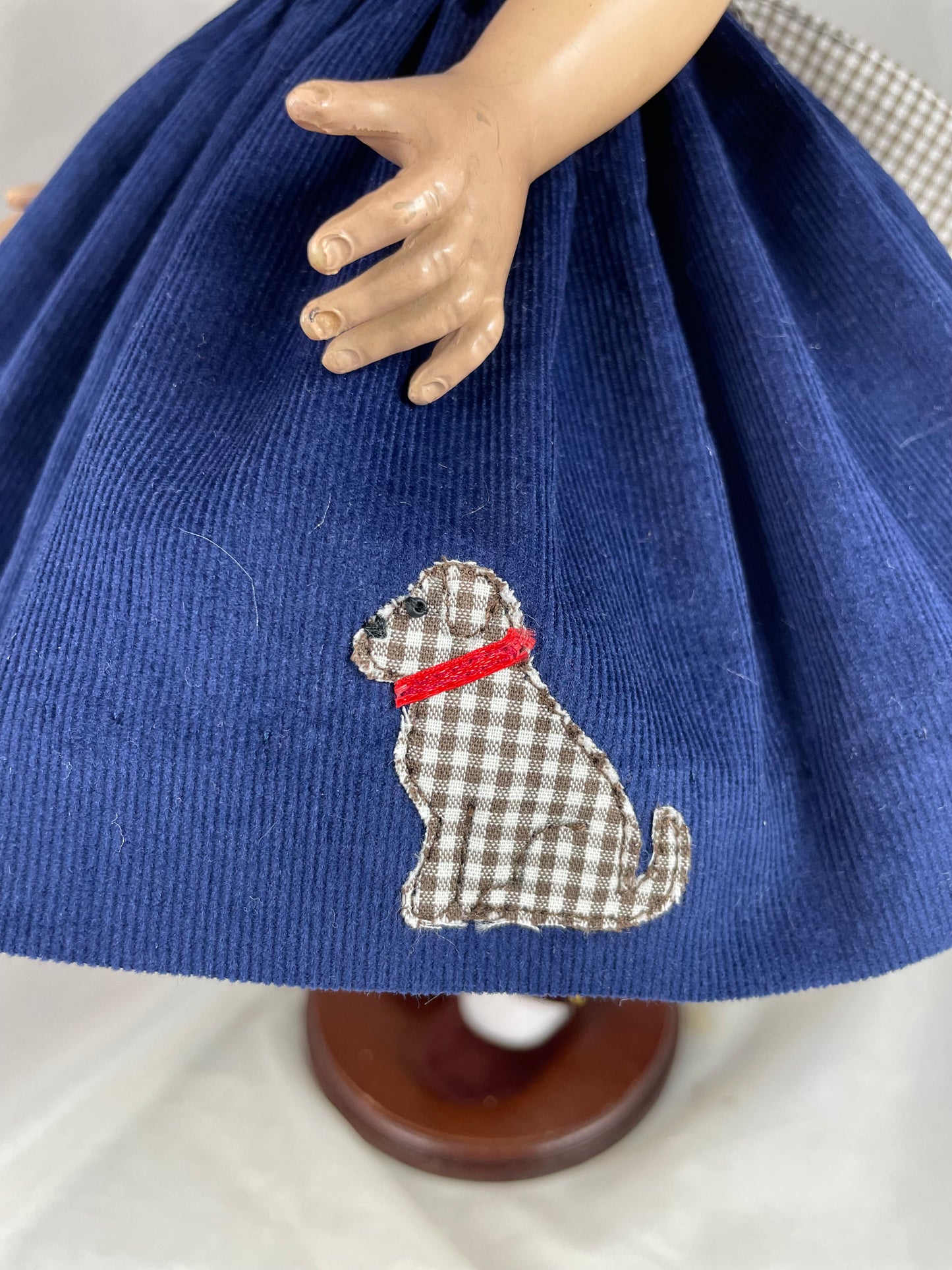 Puppy applique dress for 17/18” Madame Alexander doll