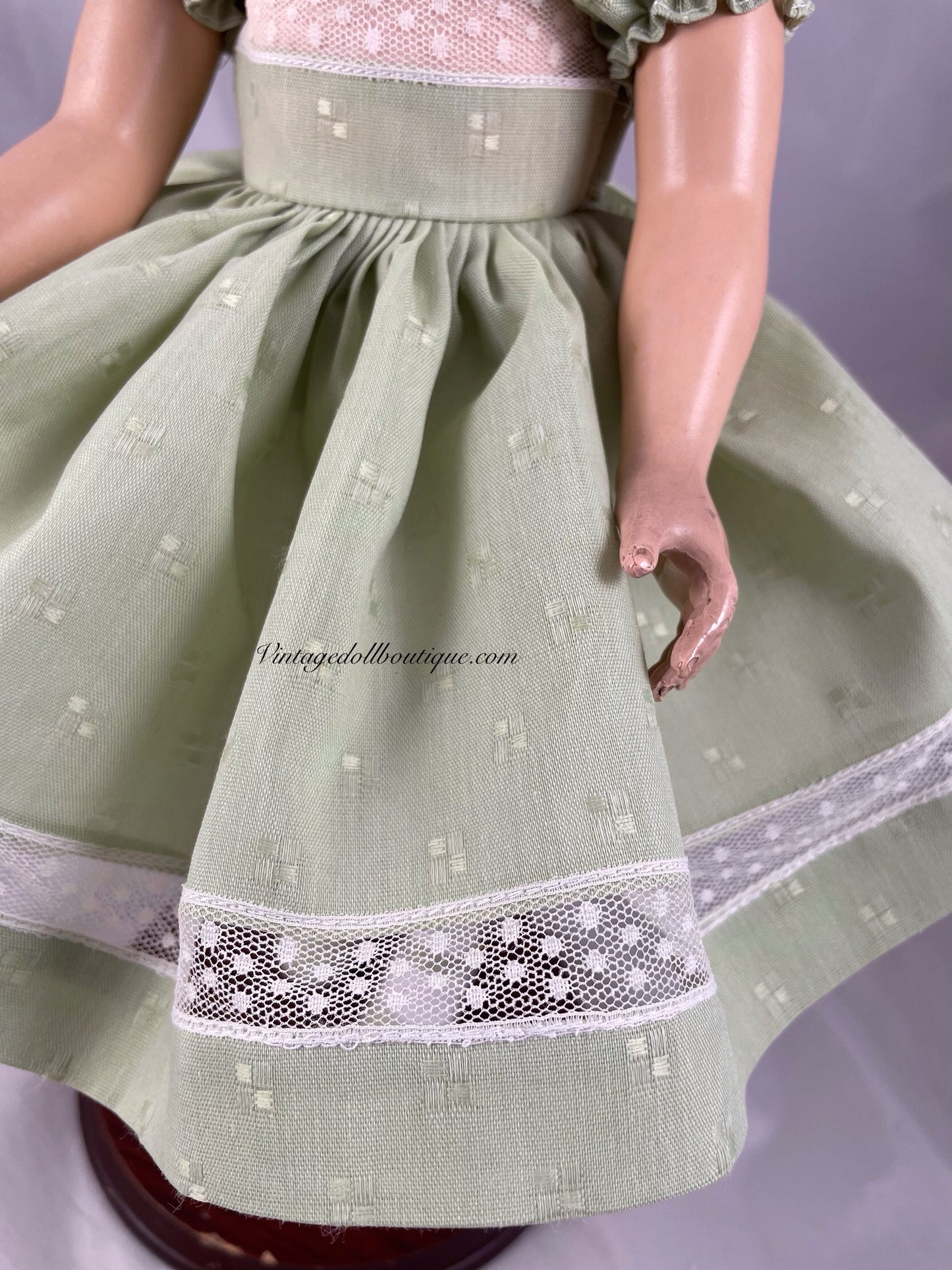 dress, bloomers, socks and shoes for 17/18 Madame Alexander doll