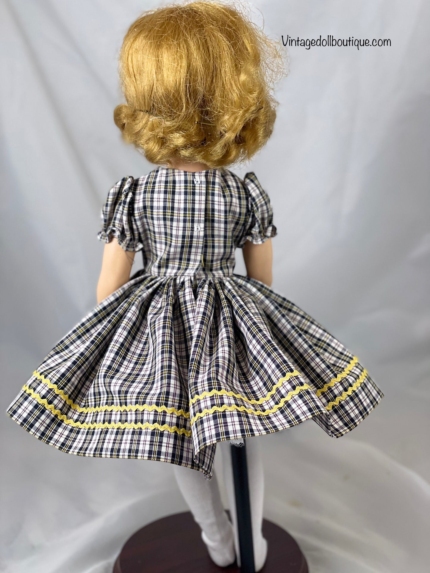 dress for 17/18 Madame Alexander doll