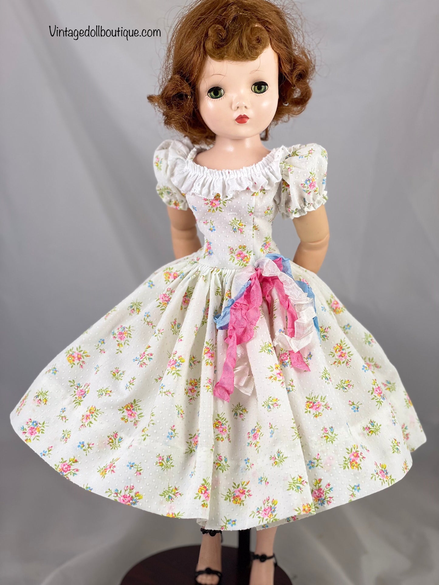 *****reserved for Debbie***** dress for 21” Cissy