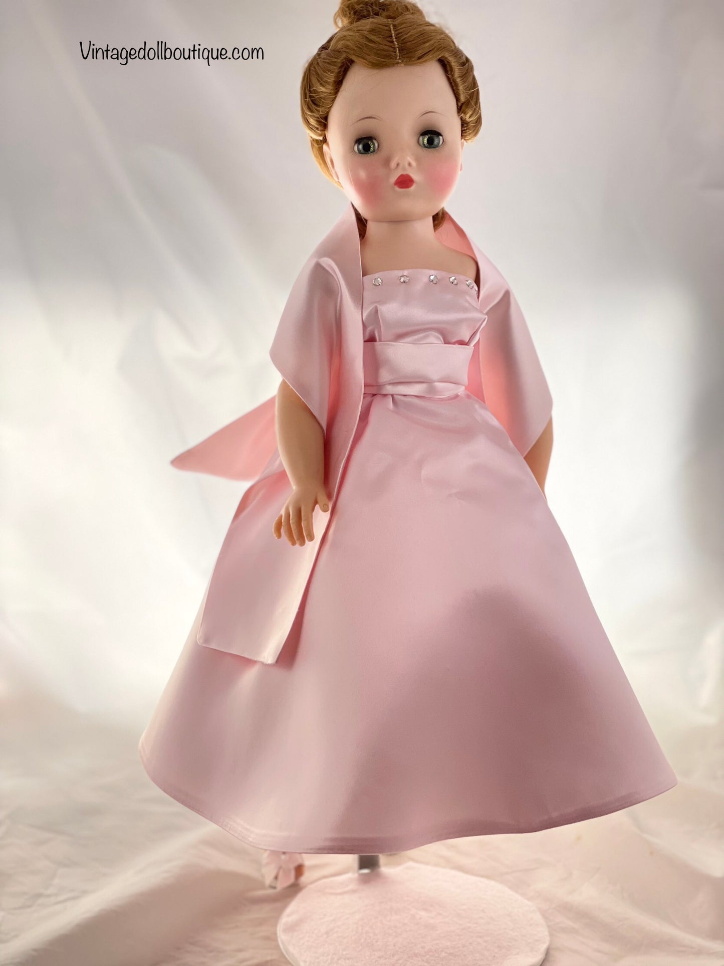 *****reserved for sharon***** dress for 21” Cissy