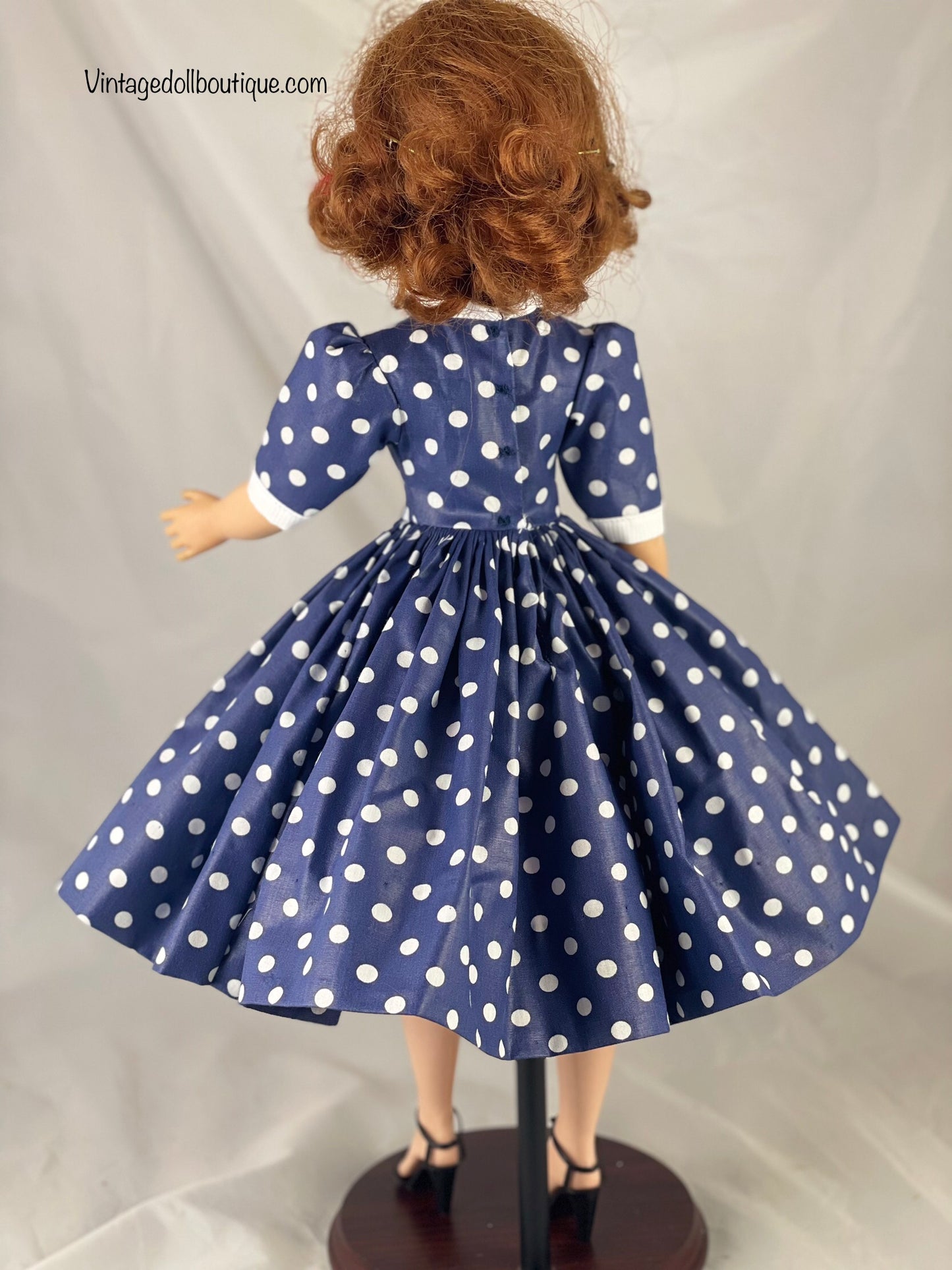 *****reserved for sharon***** dress for 21” Cissy