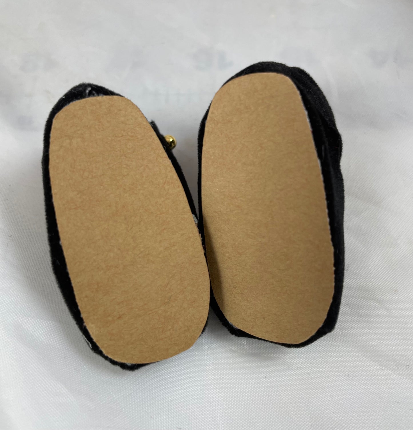 Velvet shoes 17/18” Madame Alexander 2” sole