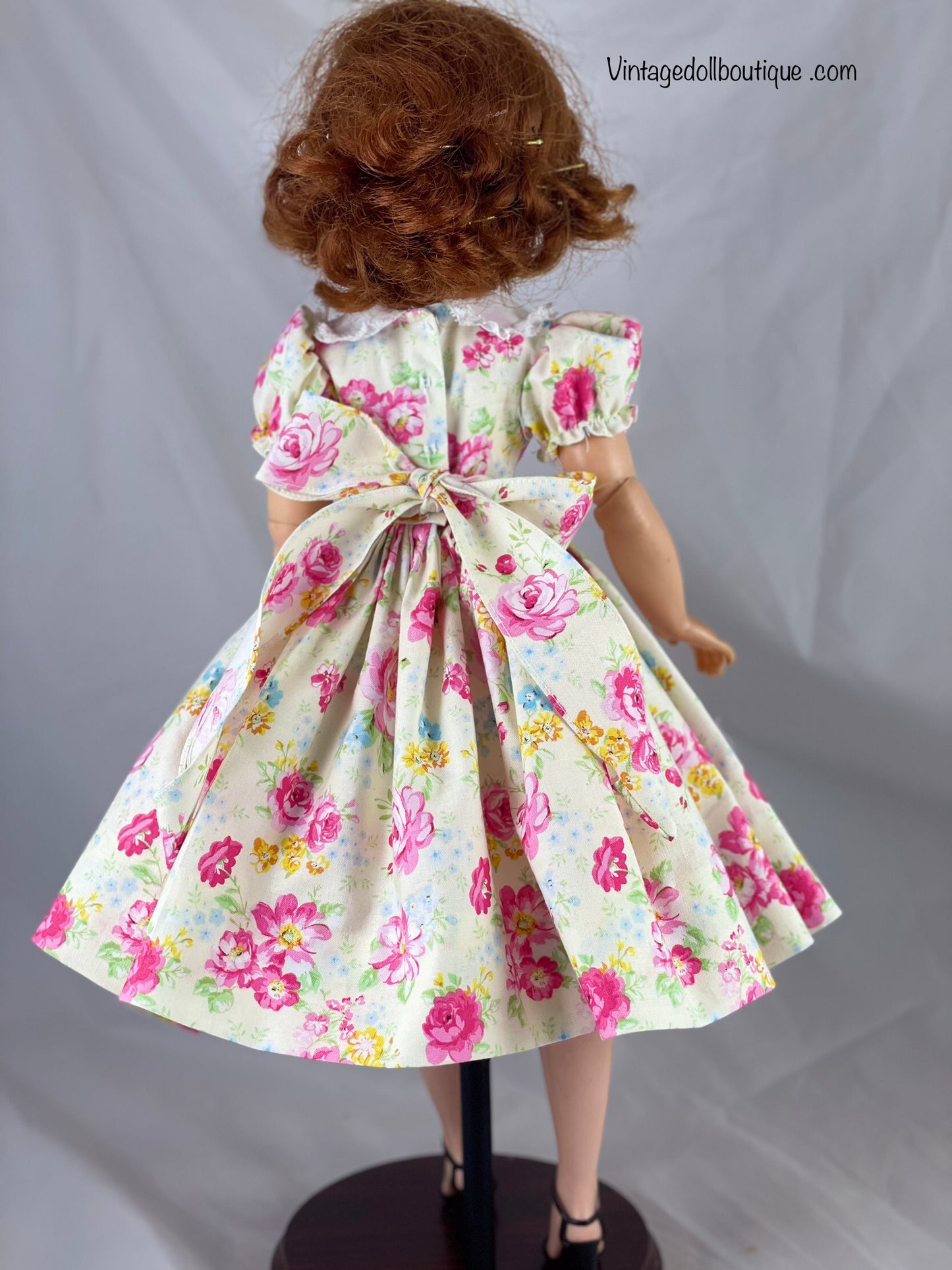 *****reserved for Debbie***** dress for 21” Cissy