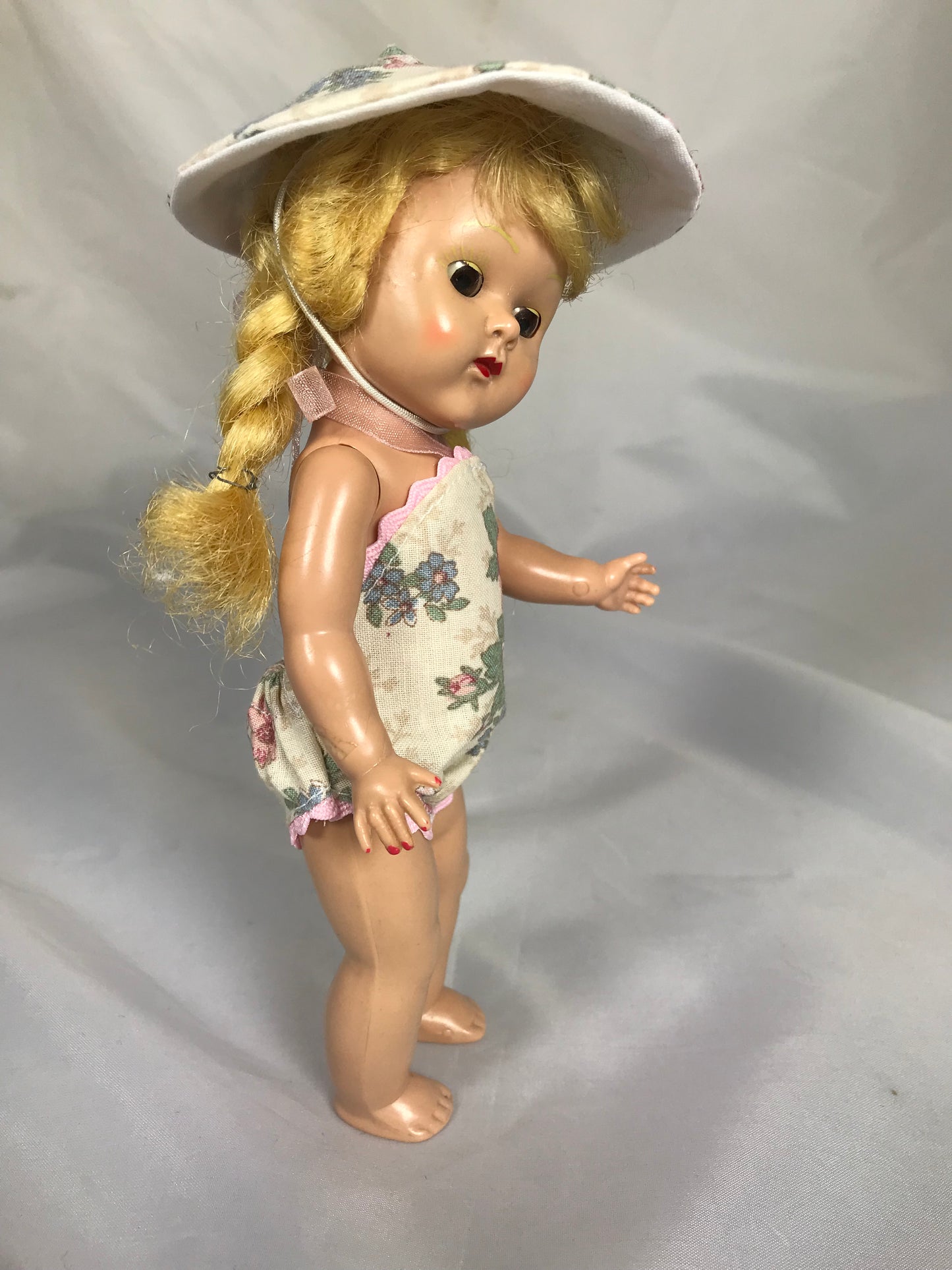 sunsuit and hat for Ginny