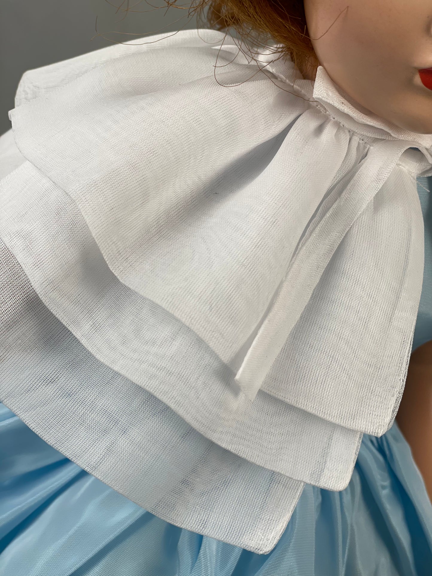 organdy capelet for 21” Cissy