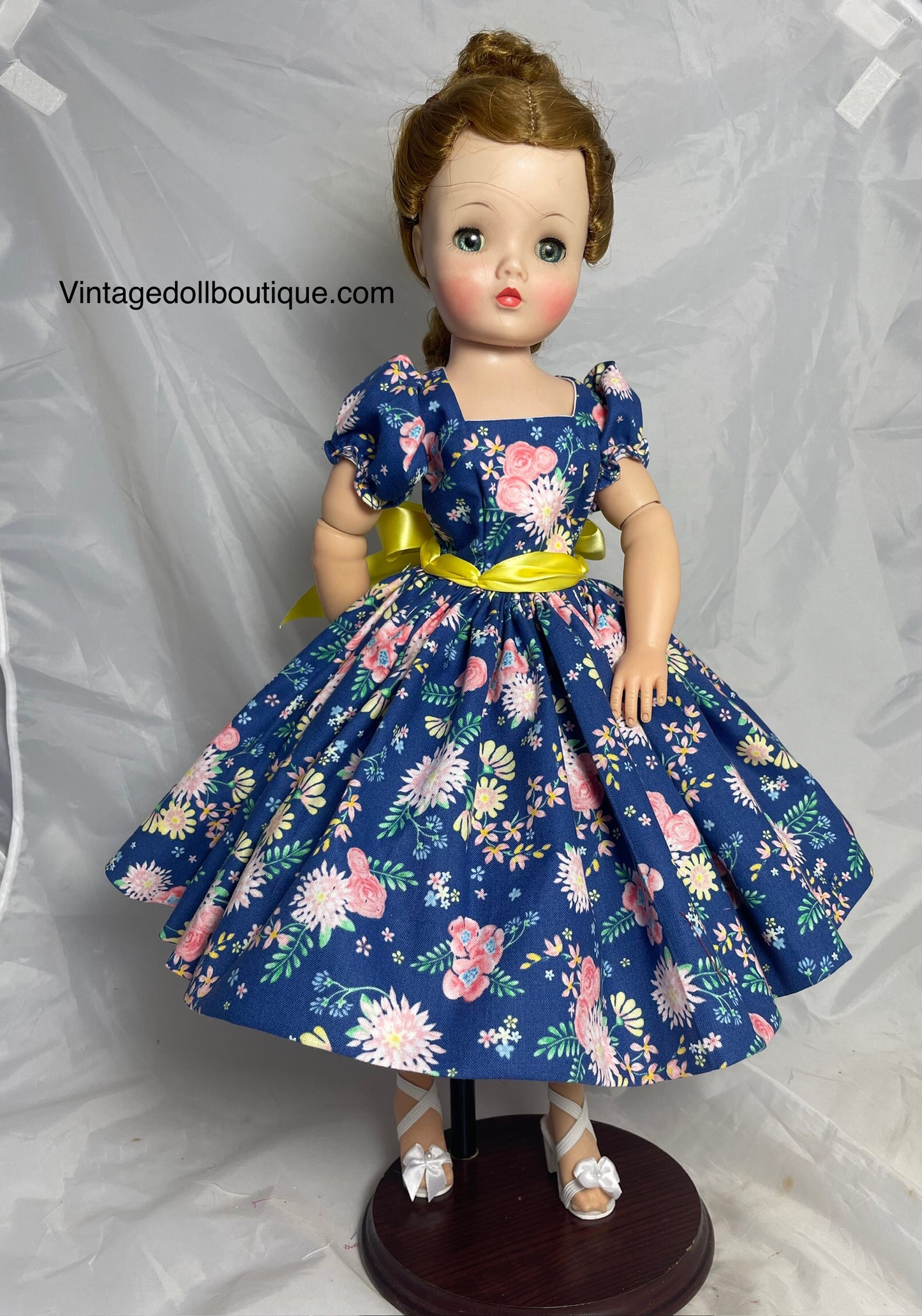 Dress for 21” Cissy