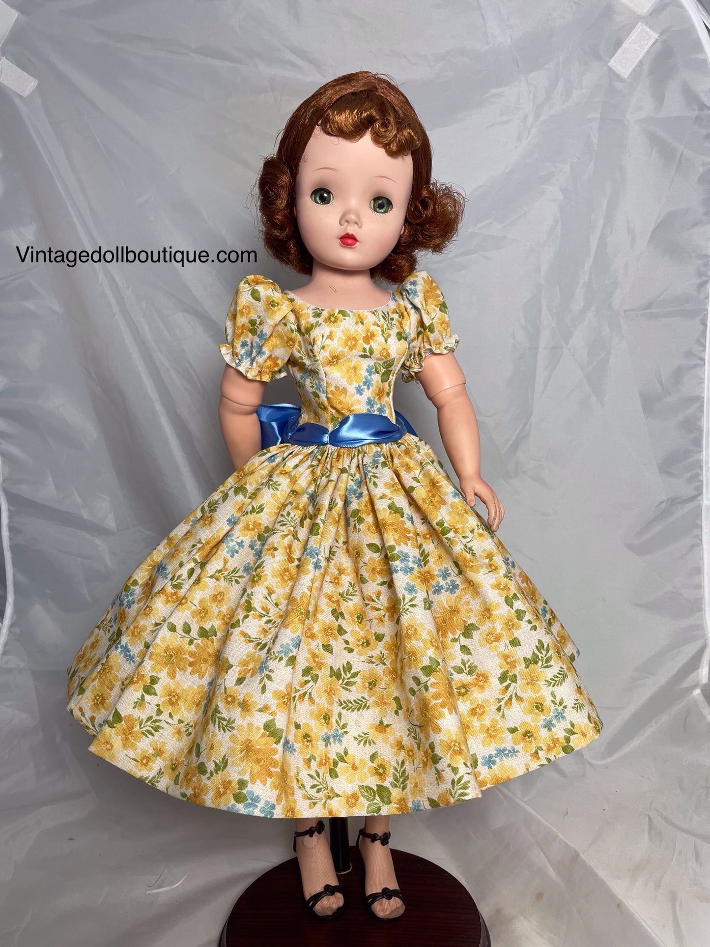 Dress for 21” Cissy