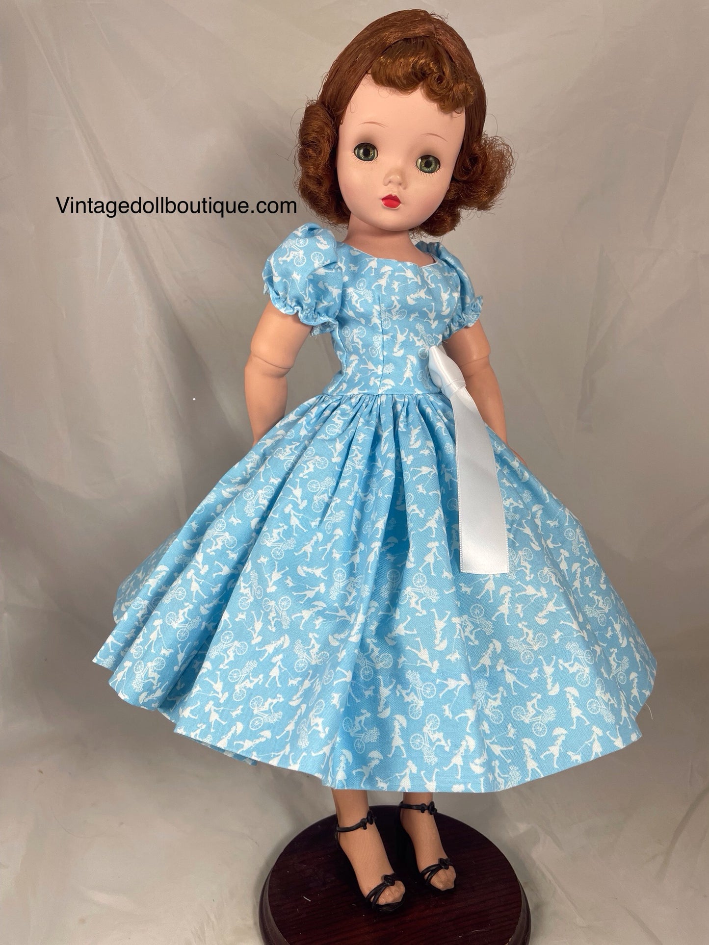 Dress for 21” Cissy