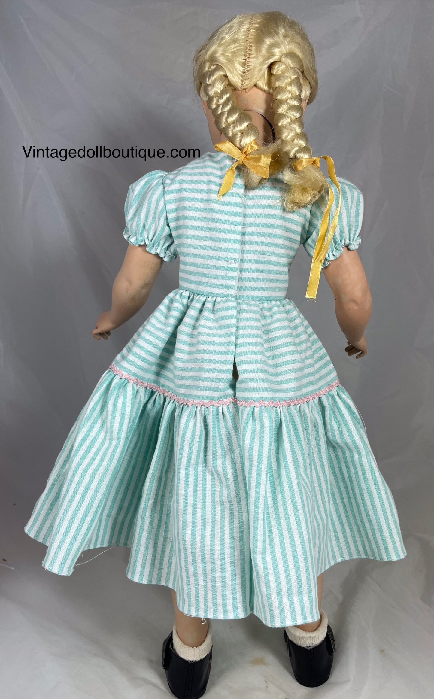 Ruffle dress for 20” Madame Alexander Doll