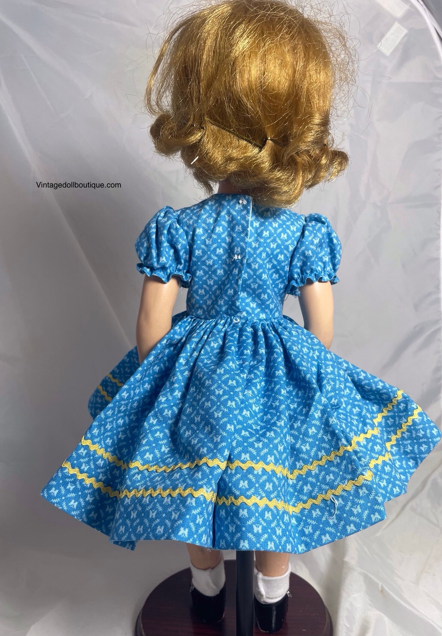 Dress for 17/18” Madame Alexander doll