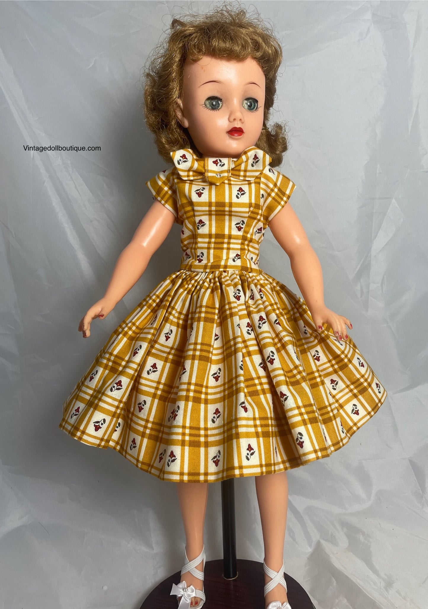 Dress for 20” Miss Revlon
