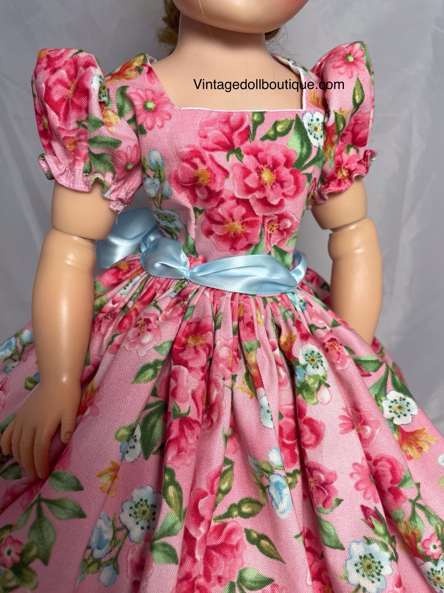 Dress for 21” Cissy
