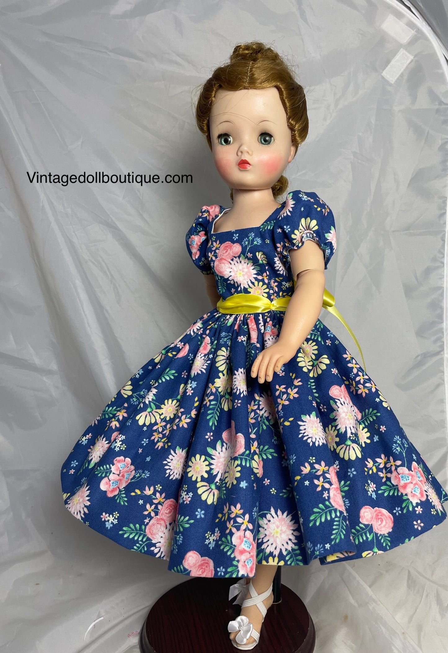Dress for 21” Cissy