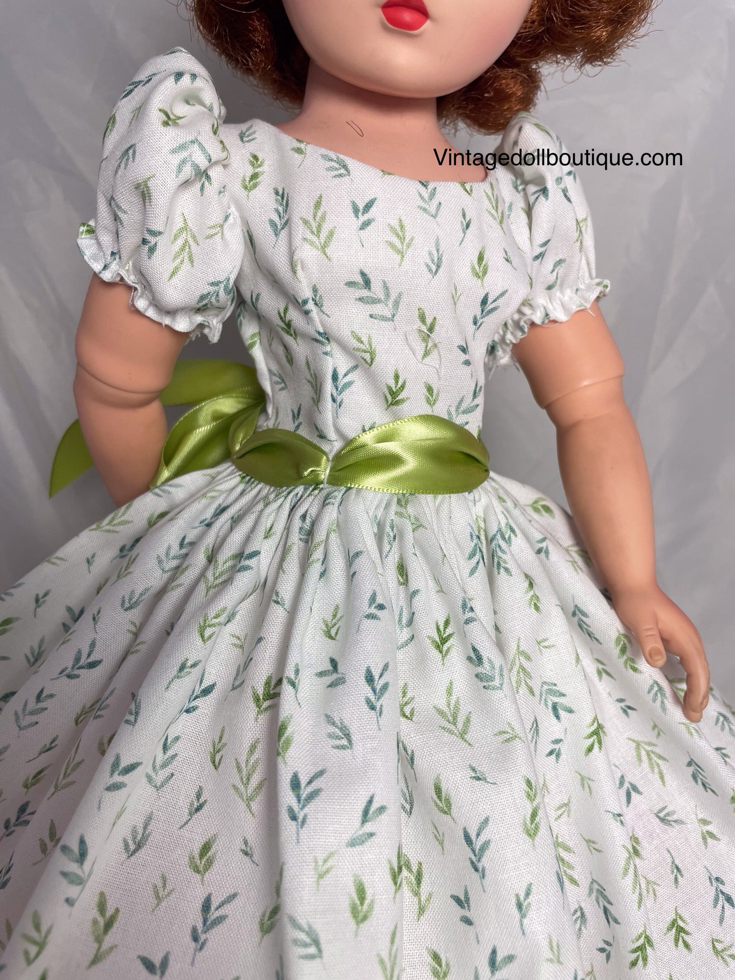 Dress for 21” Cissy