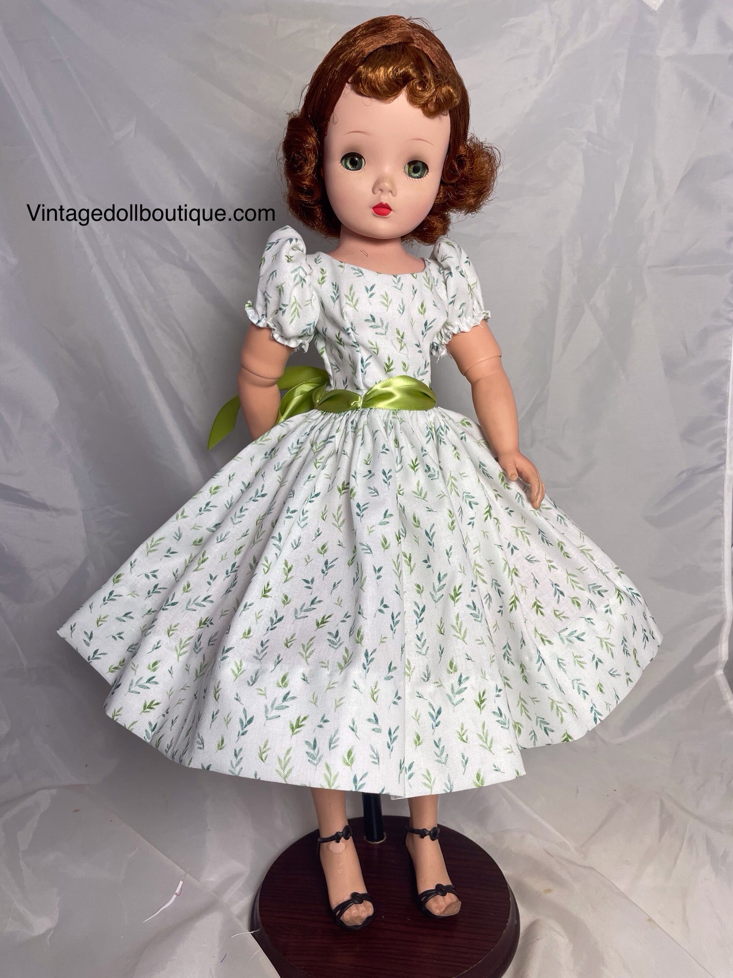 Dress for 21” Cissy