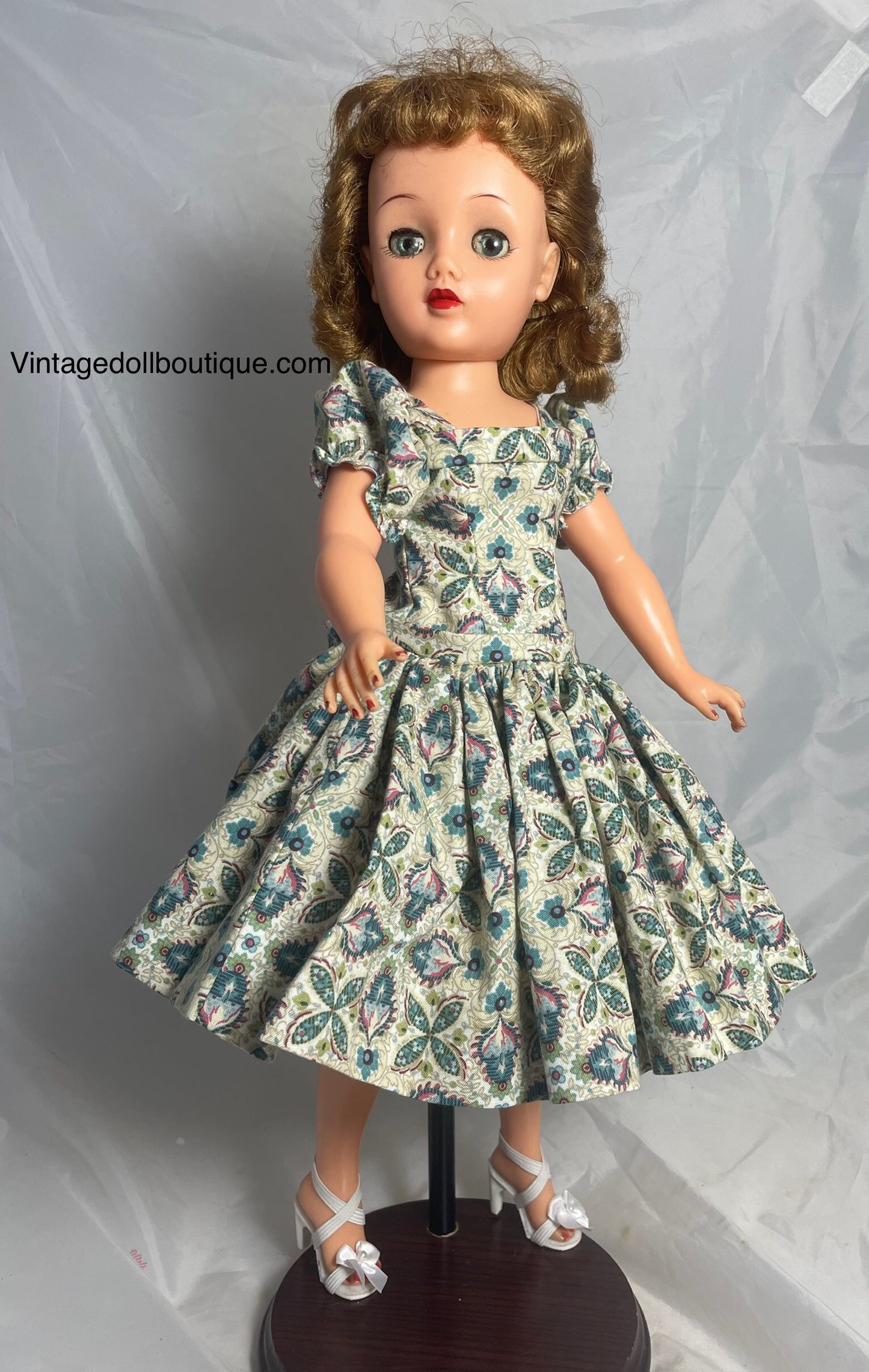 Dress for 20” Miss Revlon