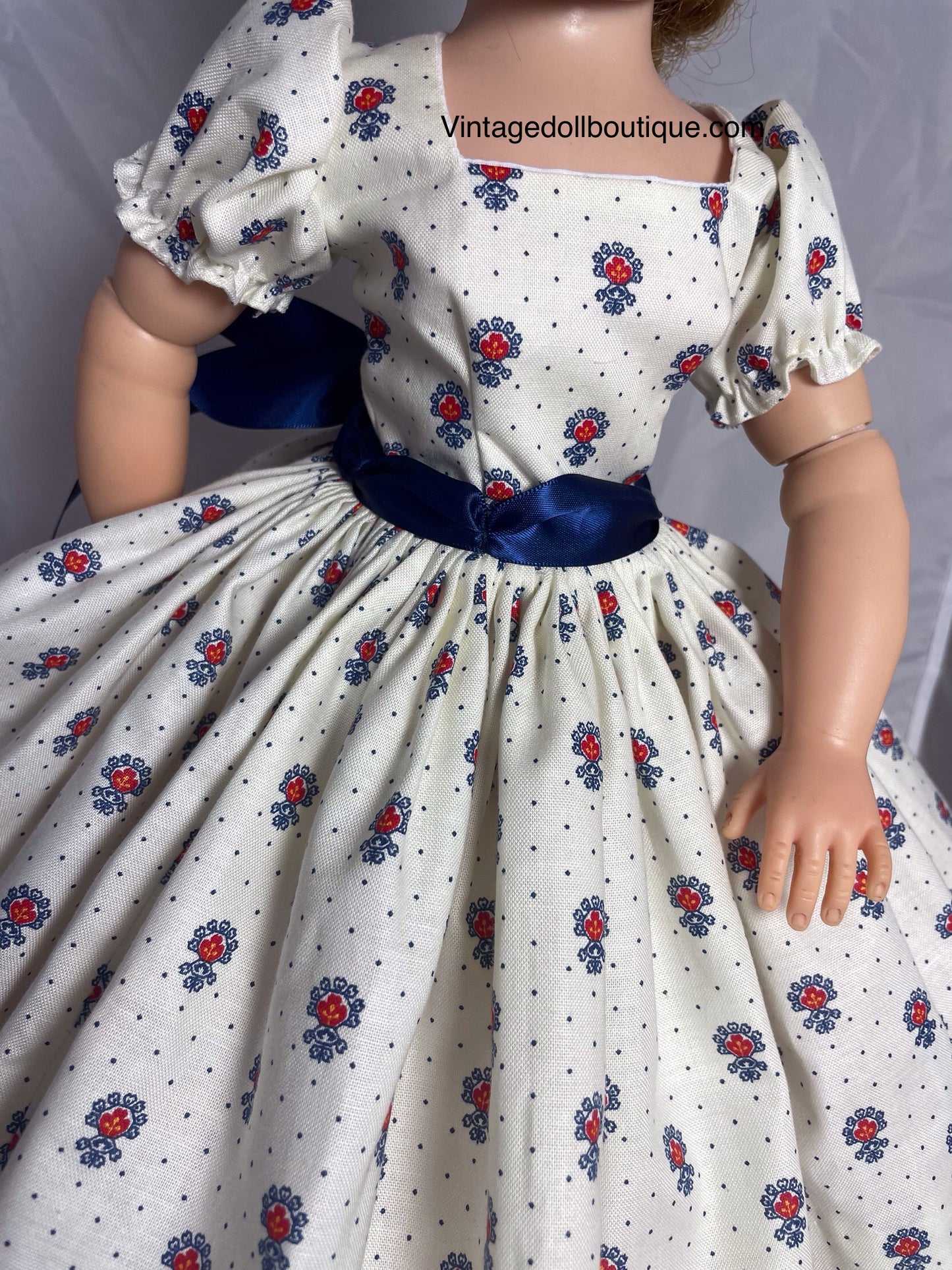 Dress for 21” Cissy