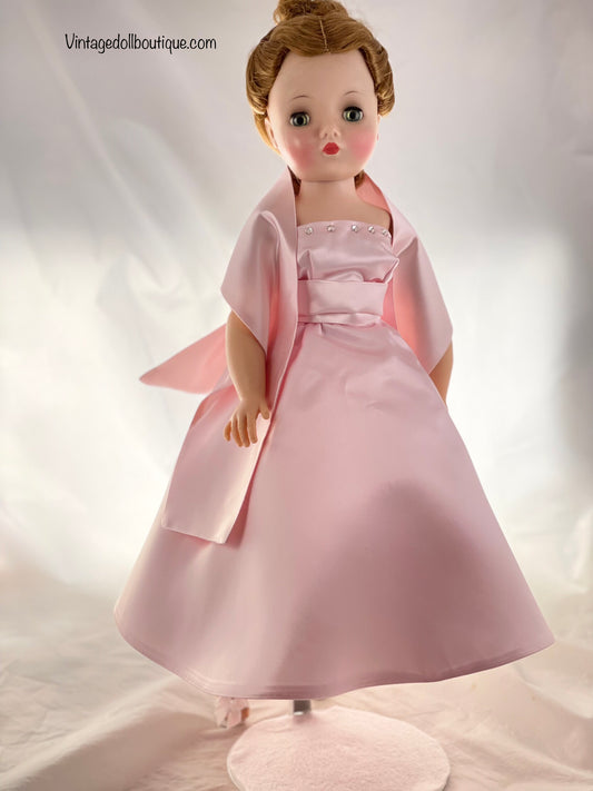 *****reserved for sharon*****  dress  for 21” Cissy