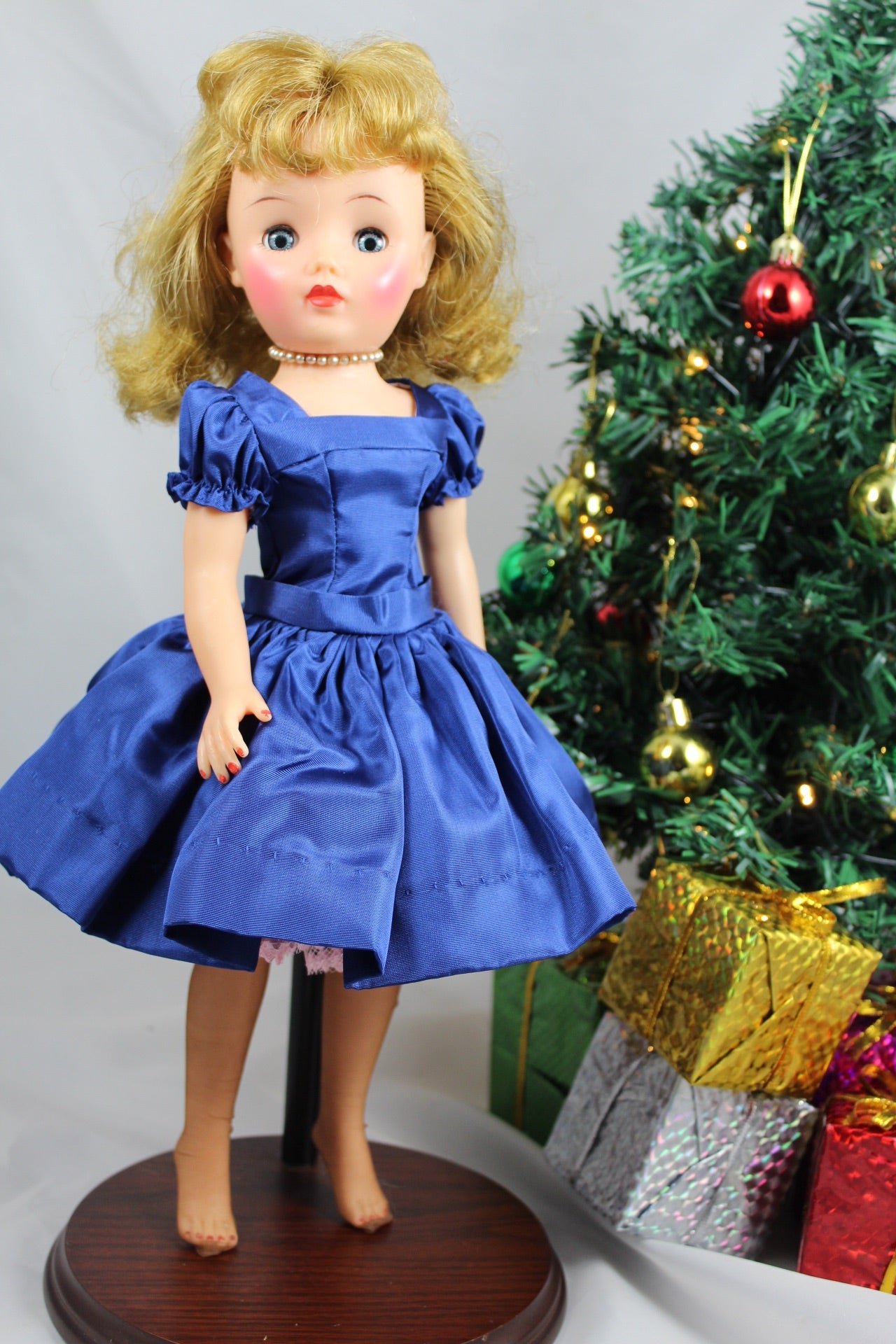 Taffeta Dress for 15” Miss Revlon